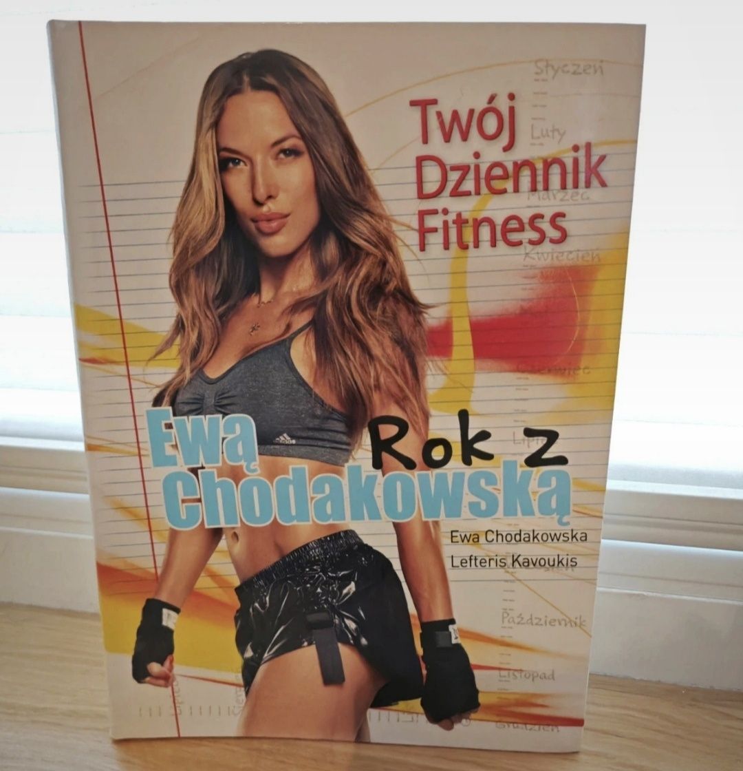 NOWY Twój dziennik fitness - Rok z Ewą Chodakowską