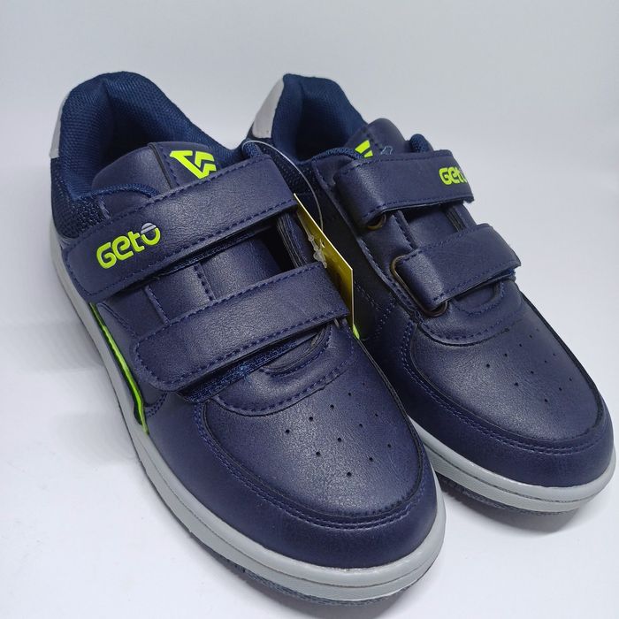 Nowe sportowe adidasy roz 32