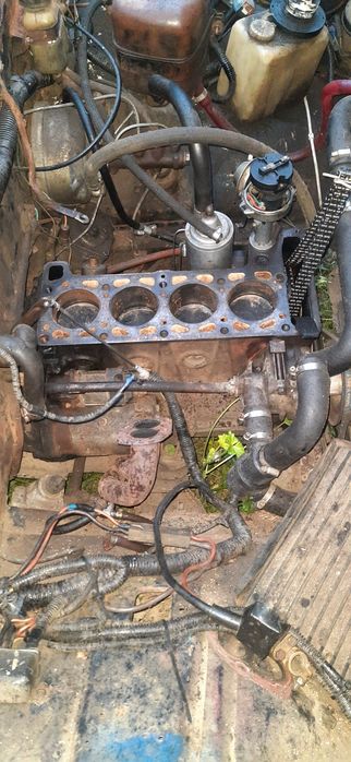 Продам ваз 2103,не находу! Потребує заміни клапана, прогорів.