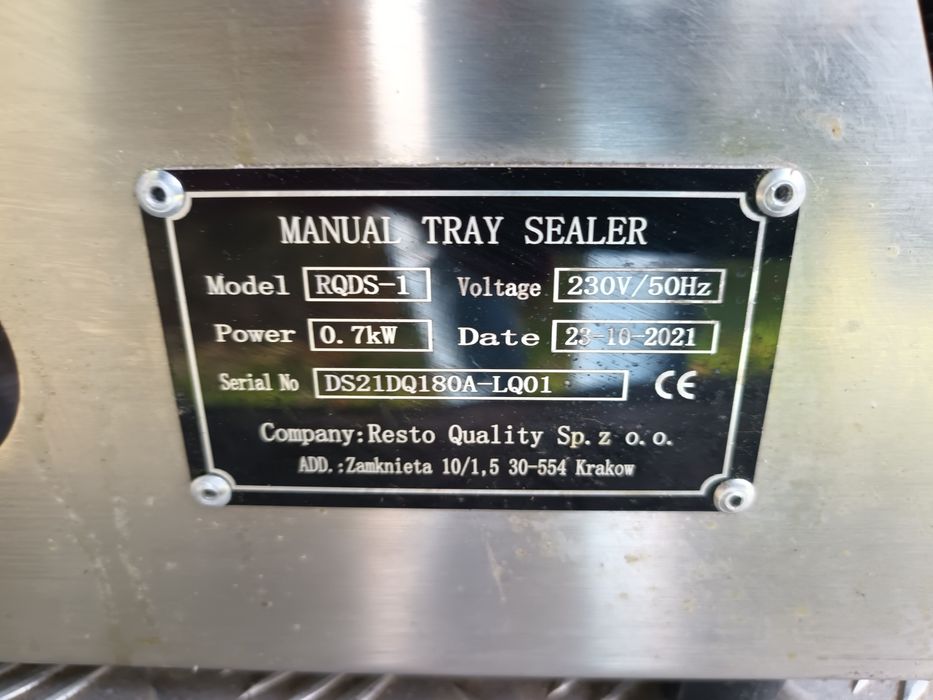 Zgrzewarka do tacek RQDS-1 | 700 W | sterowanie elektroniczne | matryc