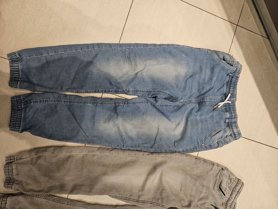 Dwie pary spodni Reserved r 158 uciagliwa bawelna joggery