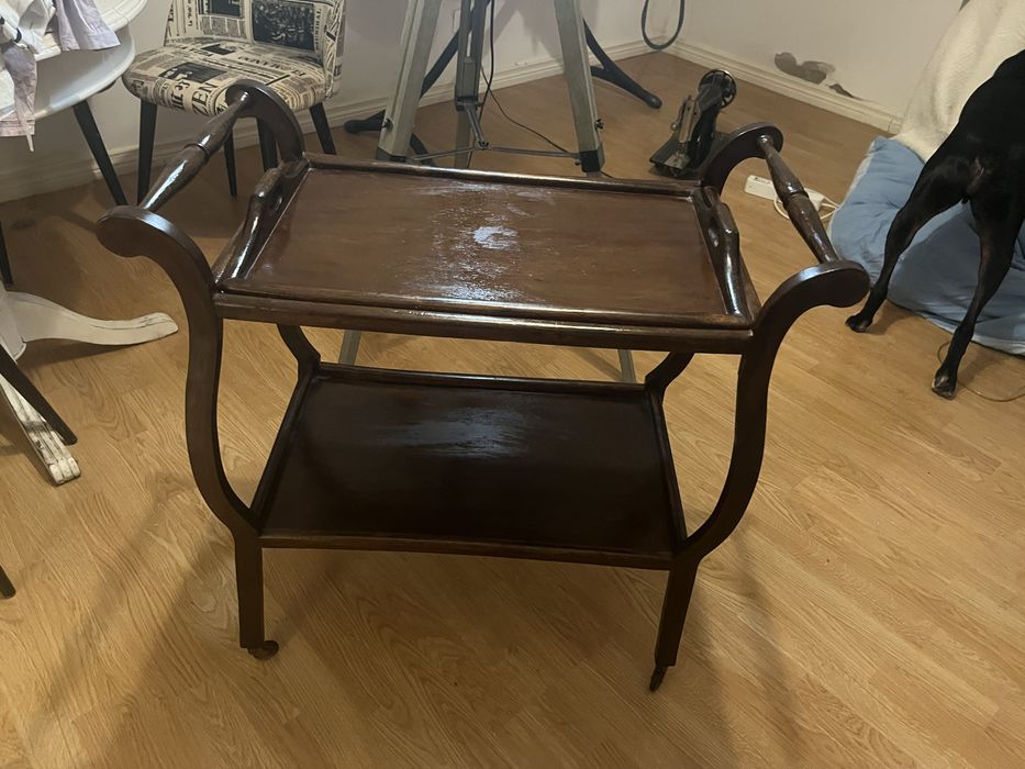 Carrinho de chá antigo