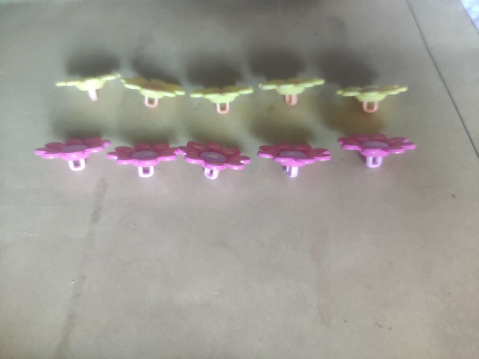 Обмен детские пуговицы,бусины,заколки