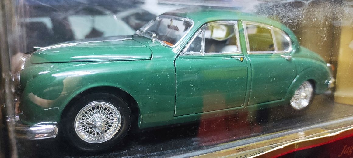 1/18 Jaguar Mark ll Maisto carro coleção miniatura