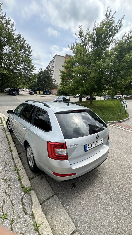 Skoda octavia 2013 2.0 dsg