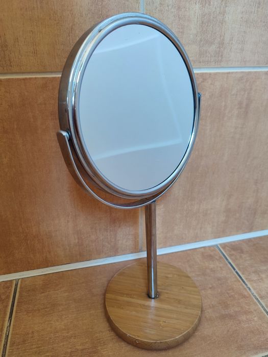 Lusterko na nóżce , podstawa drewniana