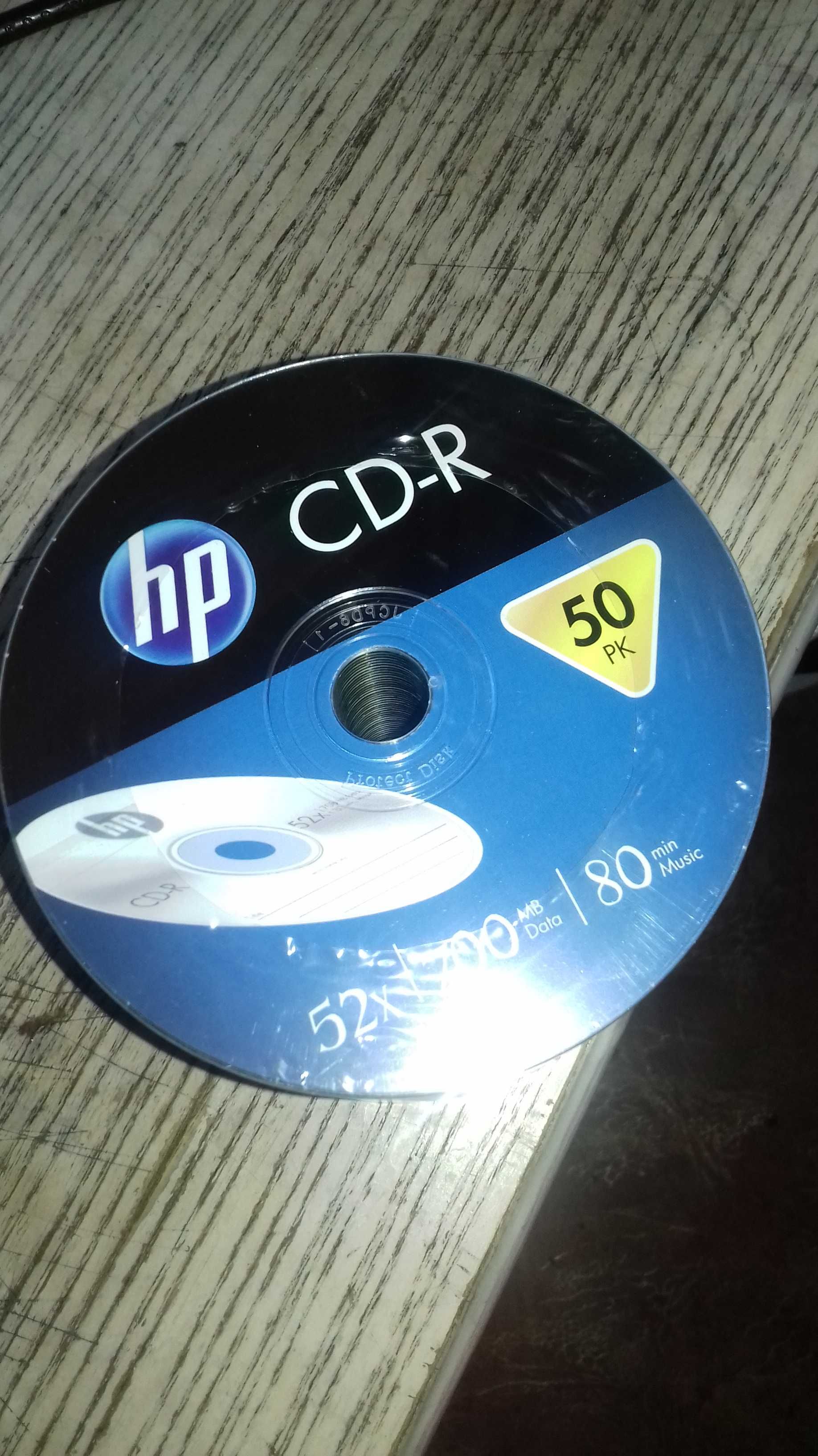 Диски CD-R фирма hp оригинал ( болванки по 50 шт)