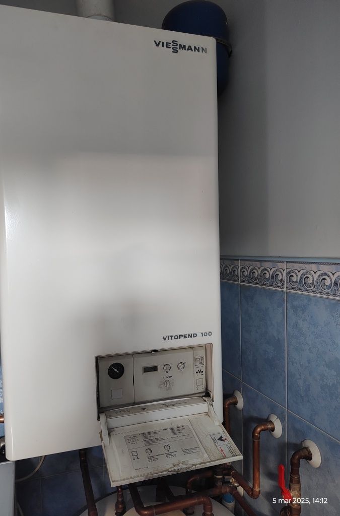Piec dwuobiegowy Viessmann Vitopend 100 + zbiornik 100l Sprawny 100%