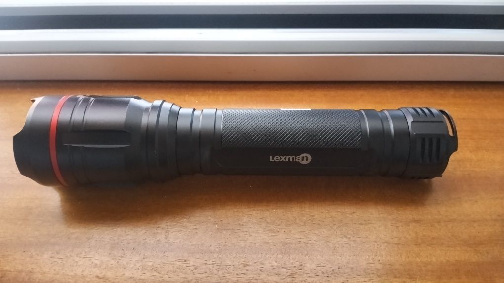 Lanterna 2500 Lumens (Usada)