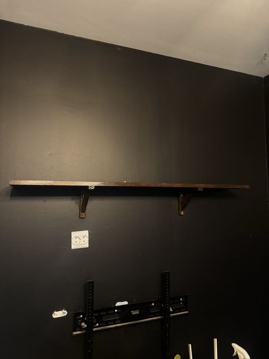 Toaletka z oświetleniem + półki