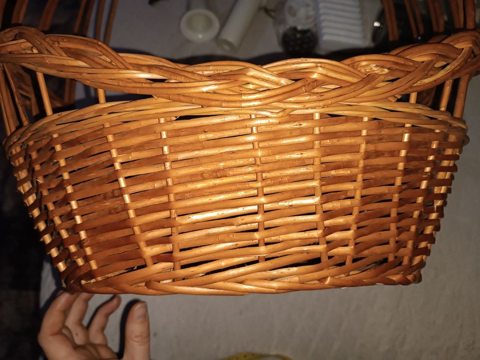 Корзина плетеная