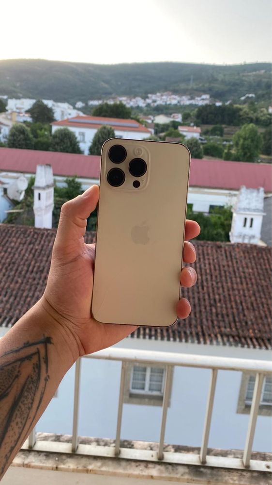 iPhone 14 Pro Max (Grade C)