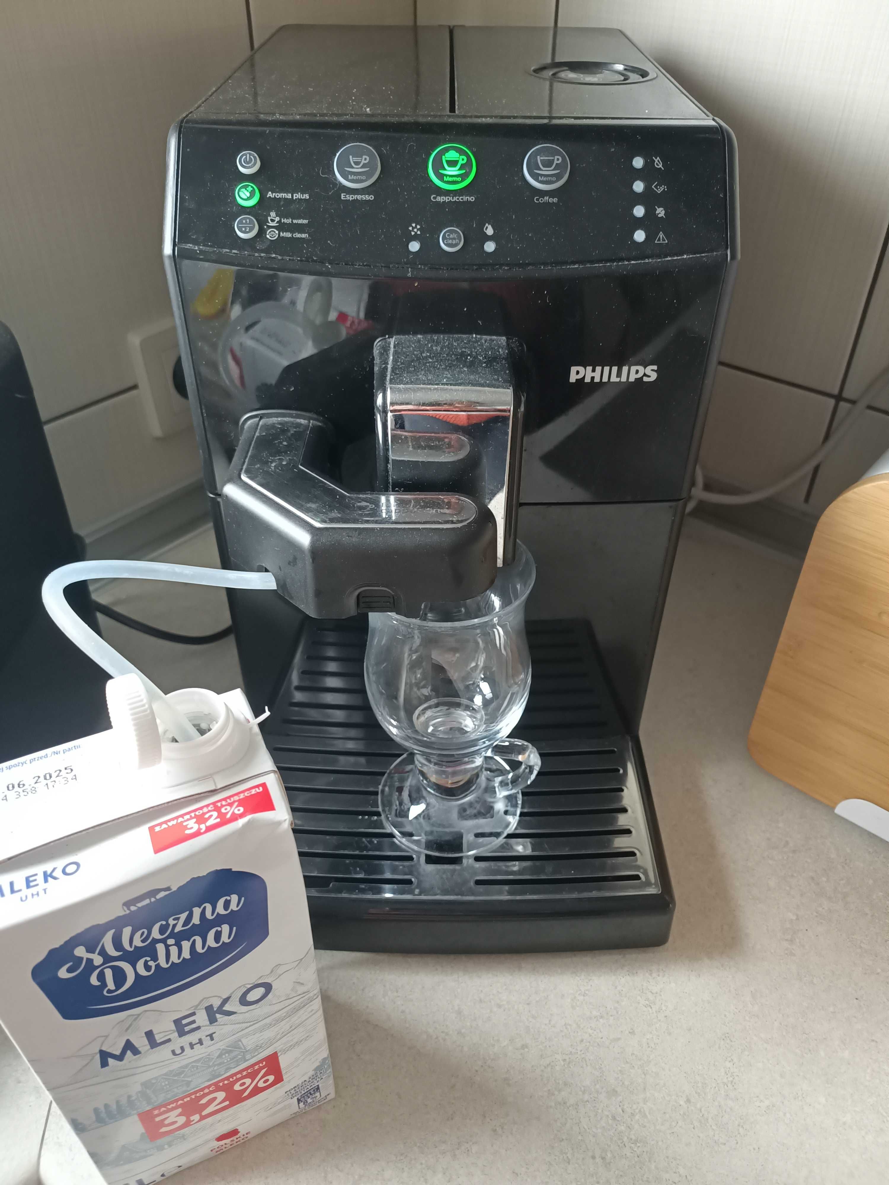 Ekspres do kawy Philips HD8829 cappuccino ciśnieniowy automatyczny