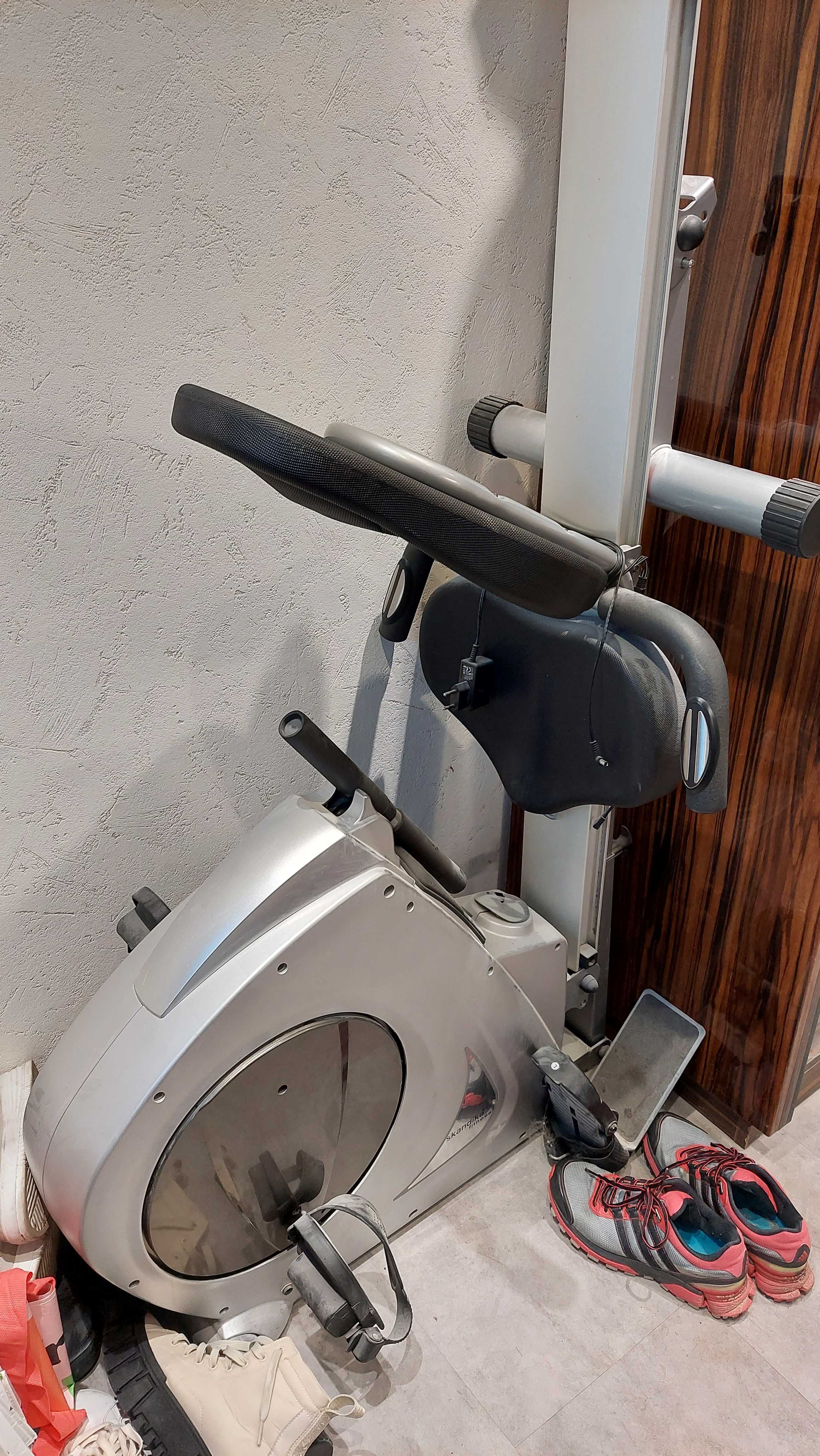 Skandika Aquarius SF 1040 Rower + Wioślarz