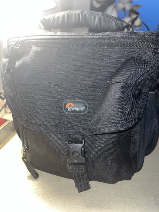 Фотоаппарат Nikon d90 с объективом 18-105