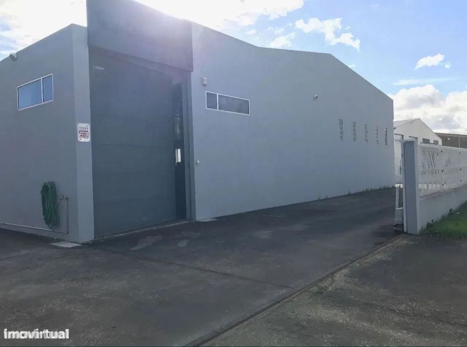 Armazem 300m2