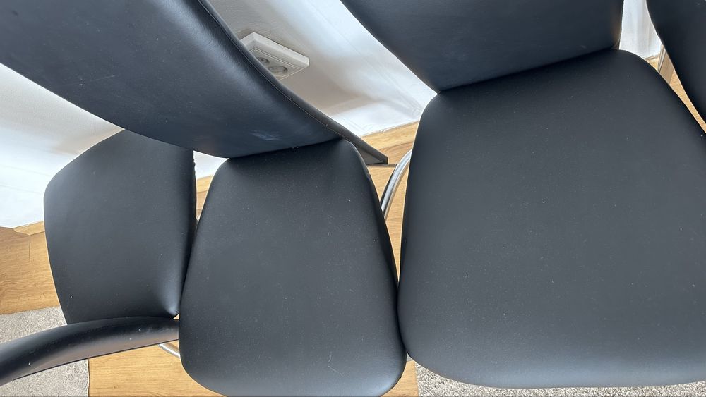 Крісла, 4 шт, стан ідеальний