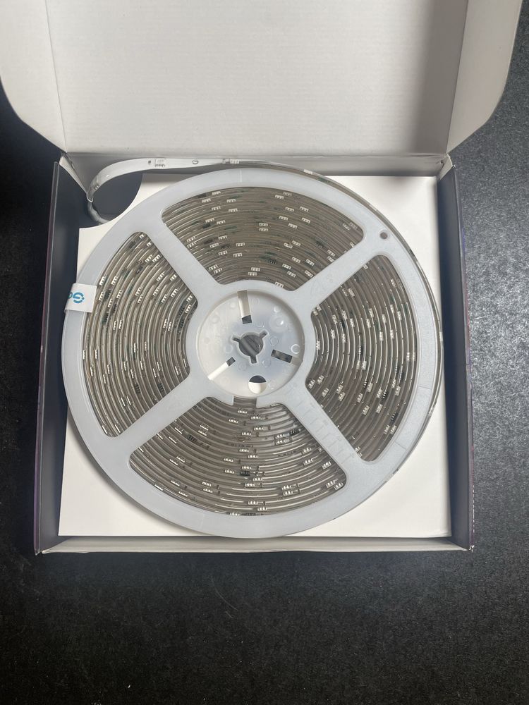 Нова LED стрічка Govee RGBIC H619C 10 метрів