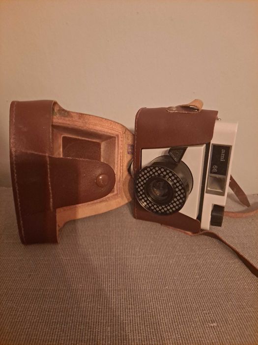 Aparat ami 66 z futerałem z naturalnej skóry