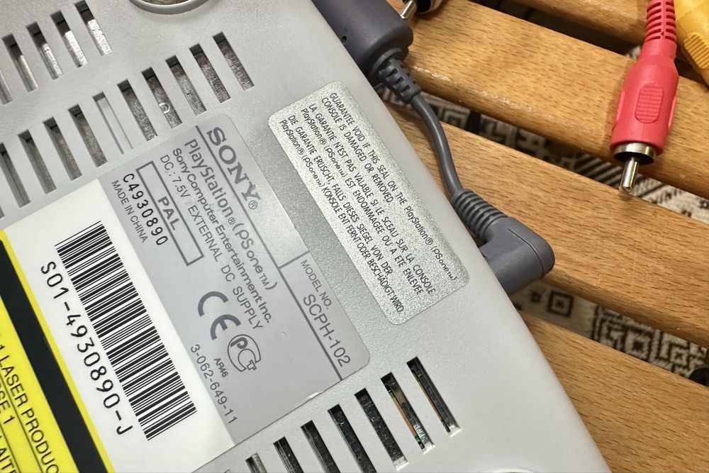 PS One Playstation 1 dualshock консоль