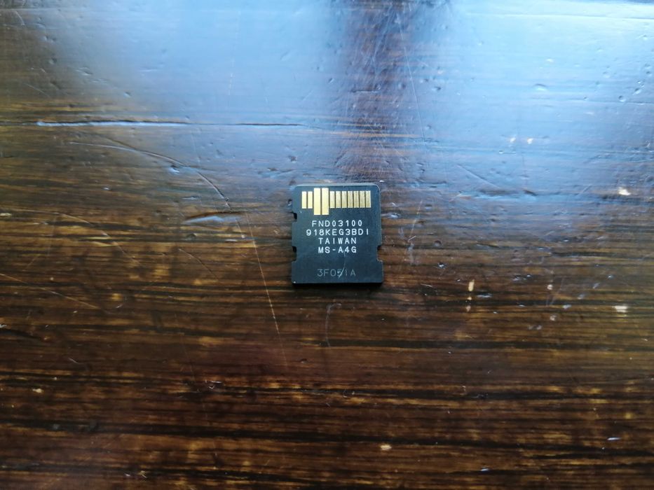 M2 Sony Memory Stick Micro 4 Gb до SonyEricsson PSP Go + картрідер USB