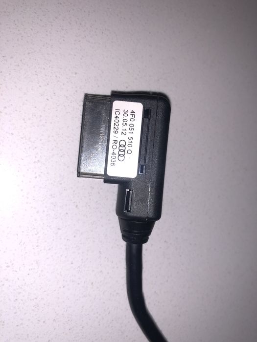 Cabo audi usb para poder ligar pen