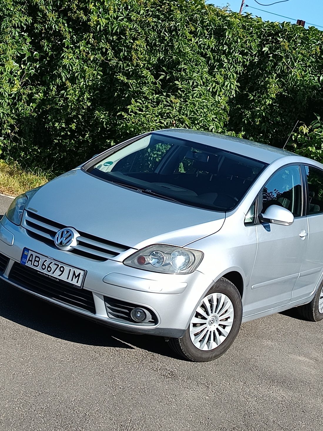 Продам GOLF PLUS 1.4MPI.