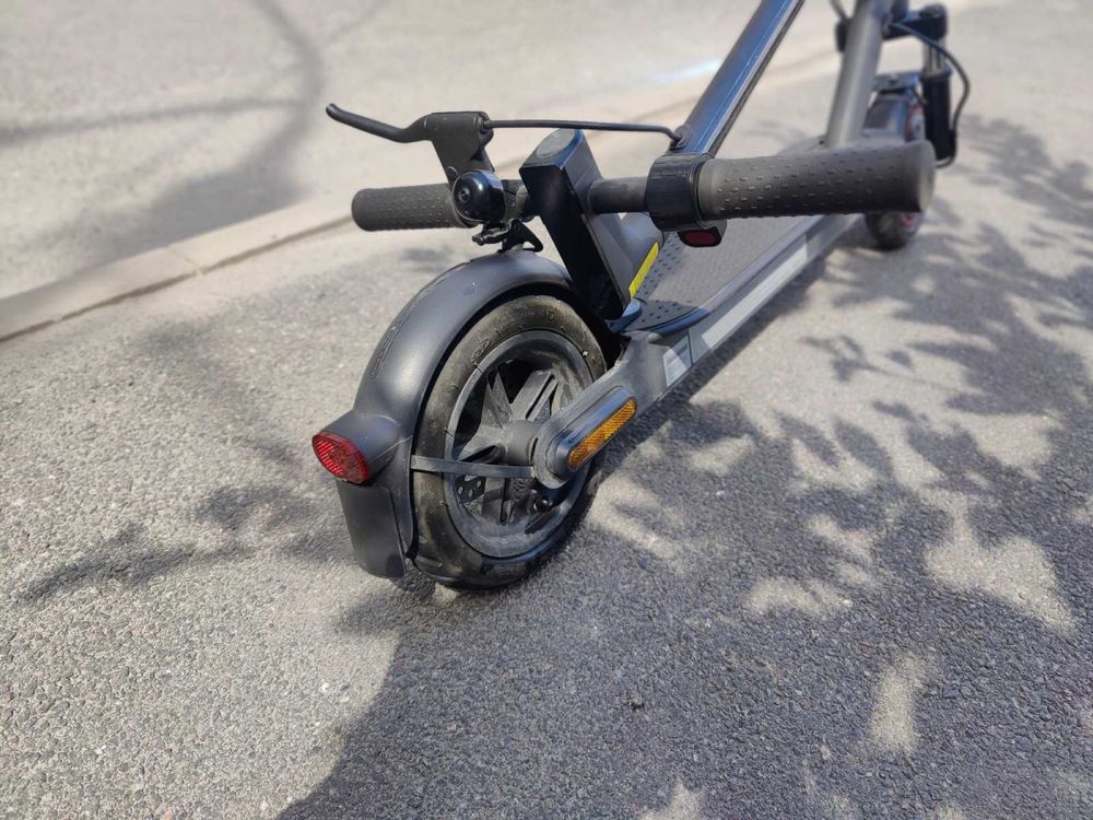 Електросамокат Xiaomi Mi Electric Scooter Pro 2 Black