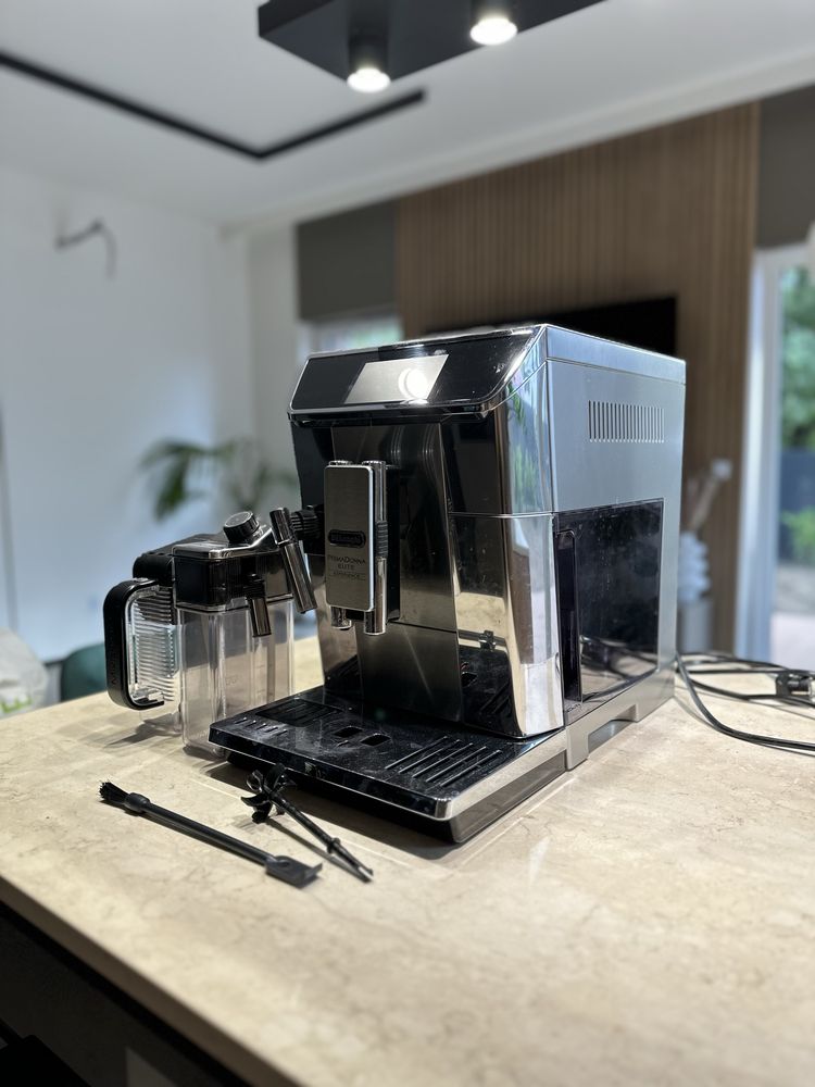 Ekspres DeLonghi PrimaDonna