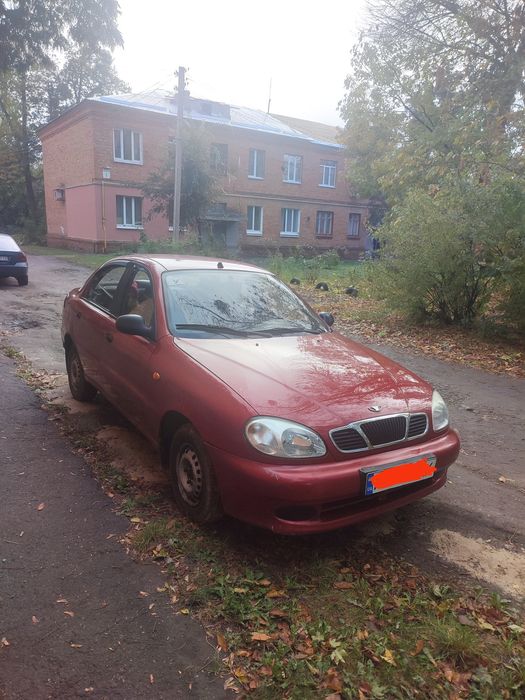 Продам машину Ланос