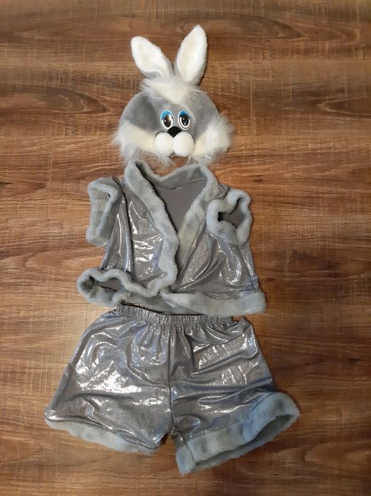 Прокат дитячих карнавальних костюмів ведмедик/зайчик