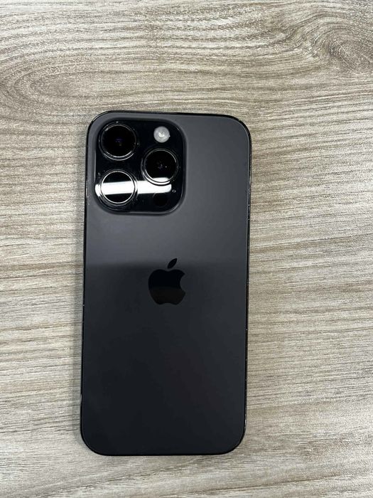 Sprzedam Iphone 14 pro