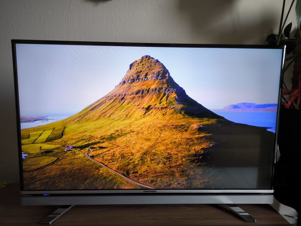 Telewizor LED Grundig 43 SMART DVB-T2 Wifi