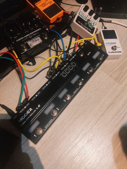 MOOER pedal controller L6