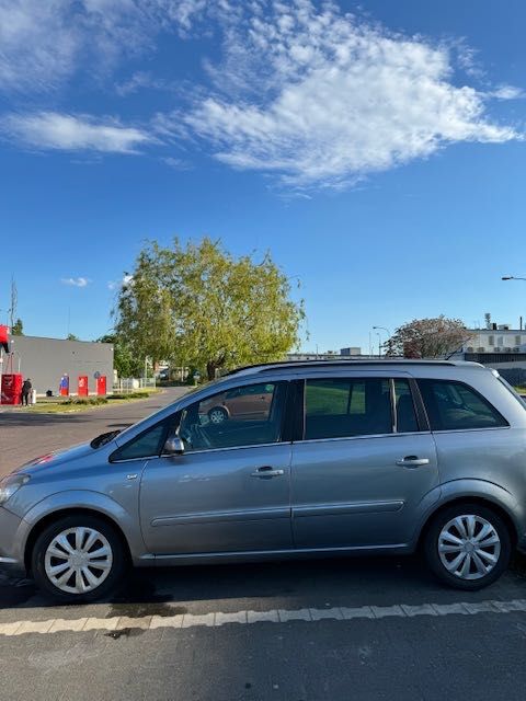 Opel Zafira B 2006