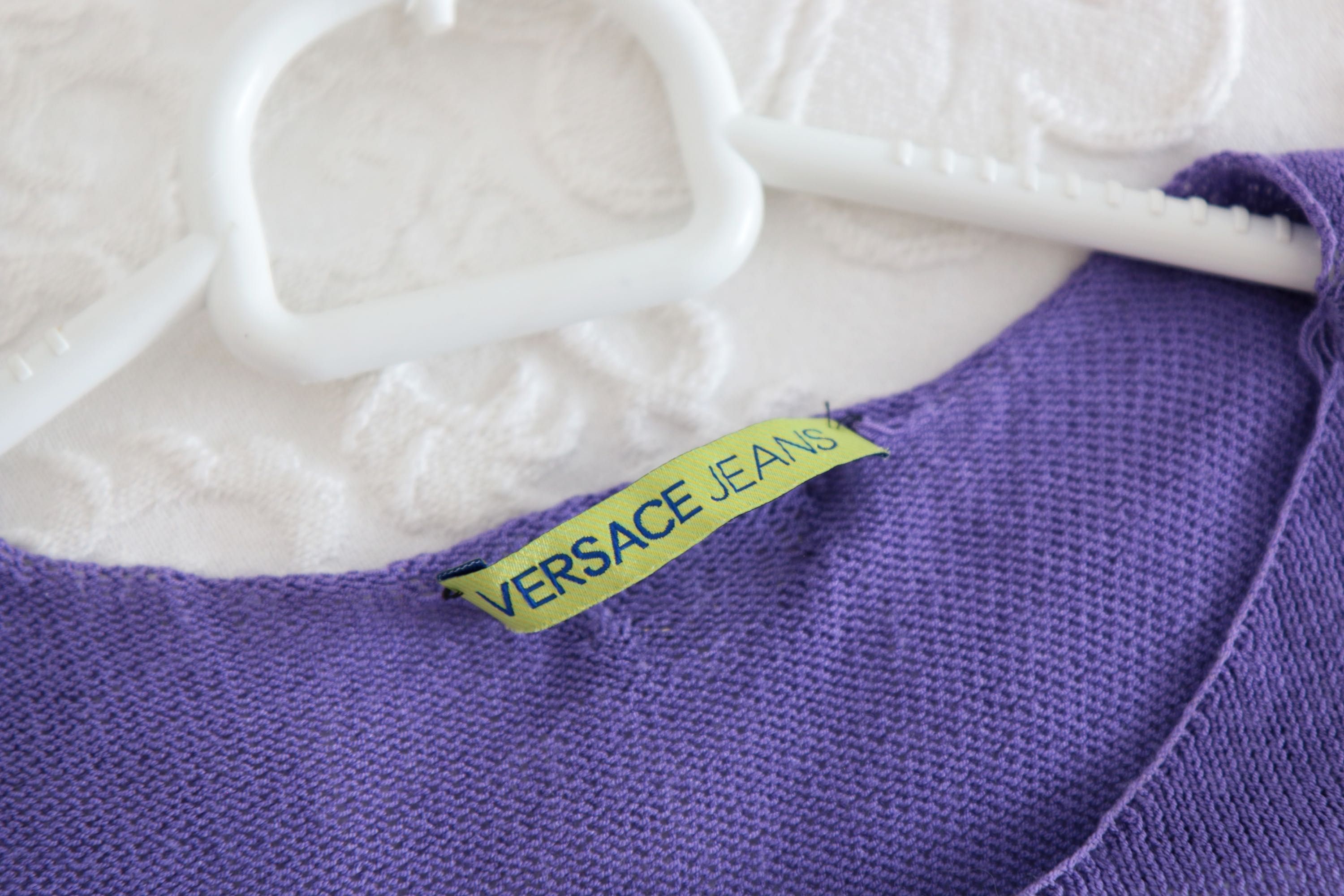 Pastelowa sukienka VERSACE JEANS XS/S prążkowana moliera2 fioletowa