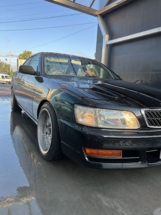 Nissan laurel с35