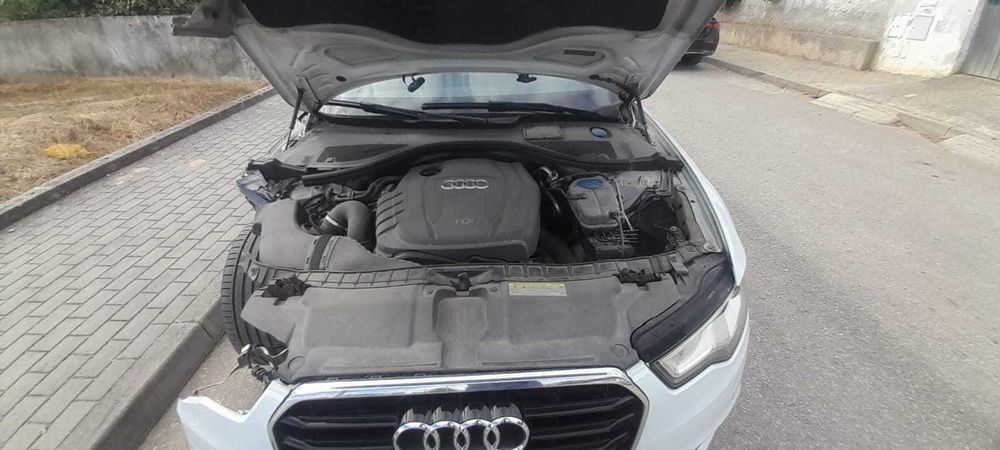 Audi A6 2.0TDI 177CV, acidentada a circular