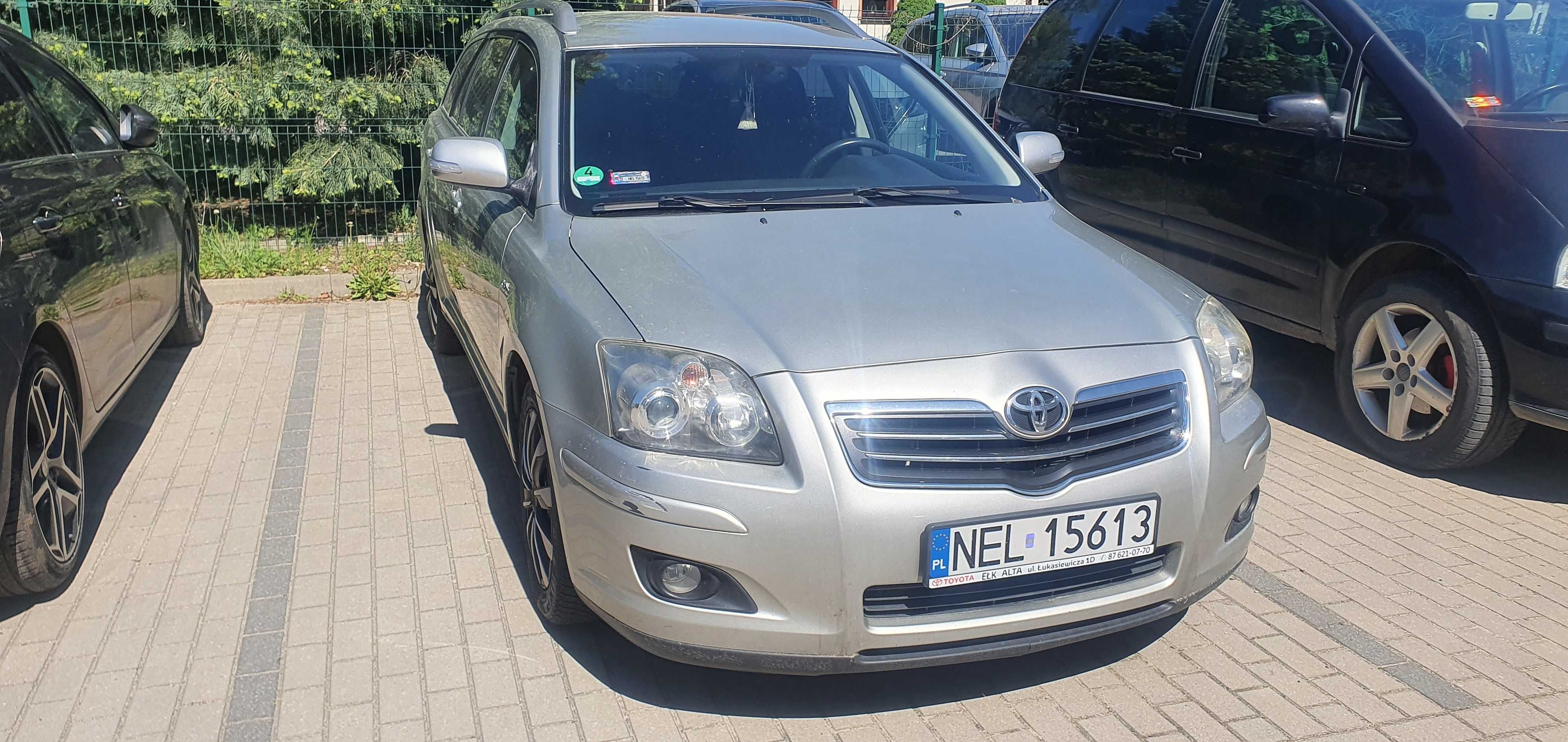 Toyota Avensis 2.2 177 KM 2007r