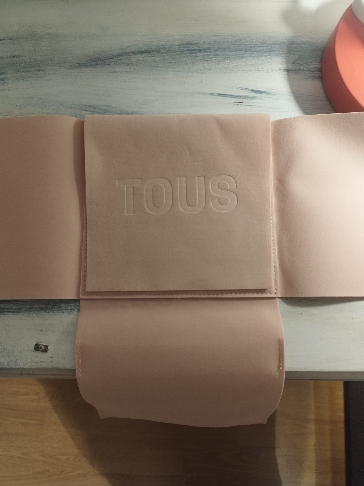 Tous etui na naszyjnik biżuterię orginalny