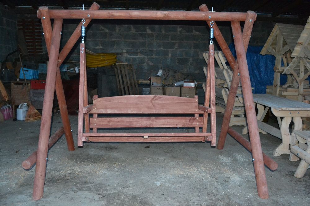 Huśtawka ogrodowa drewniana