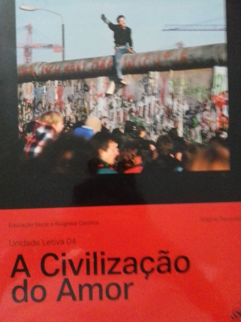 Manuais educação moral e religiosa