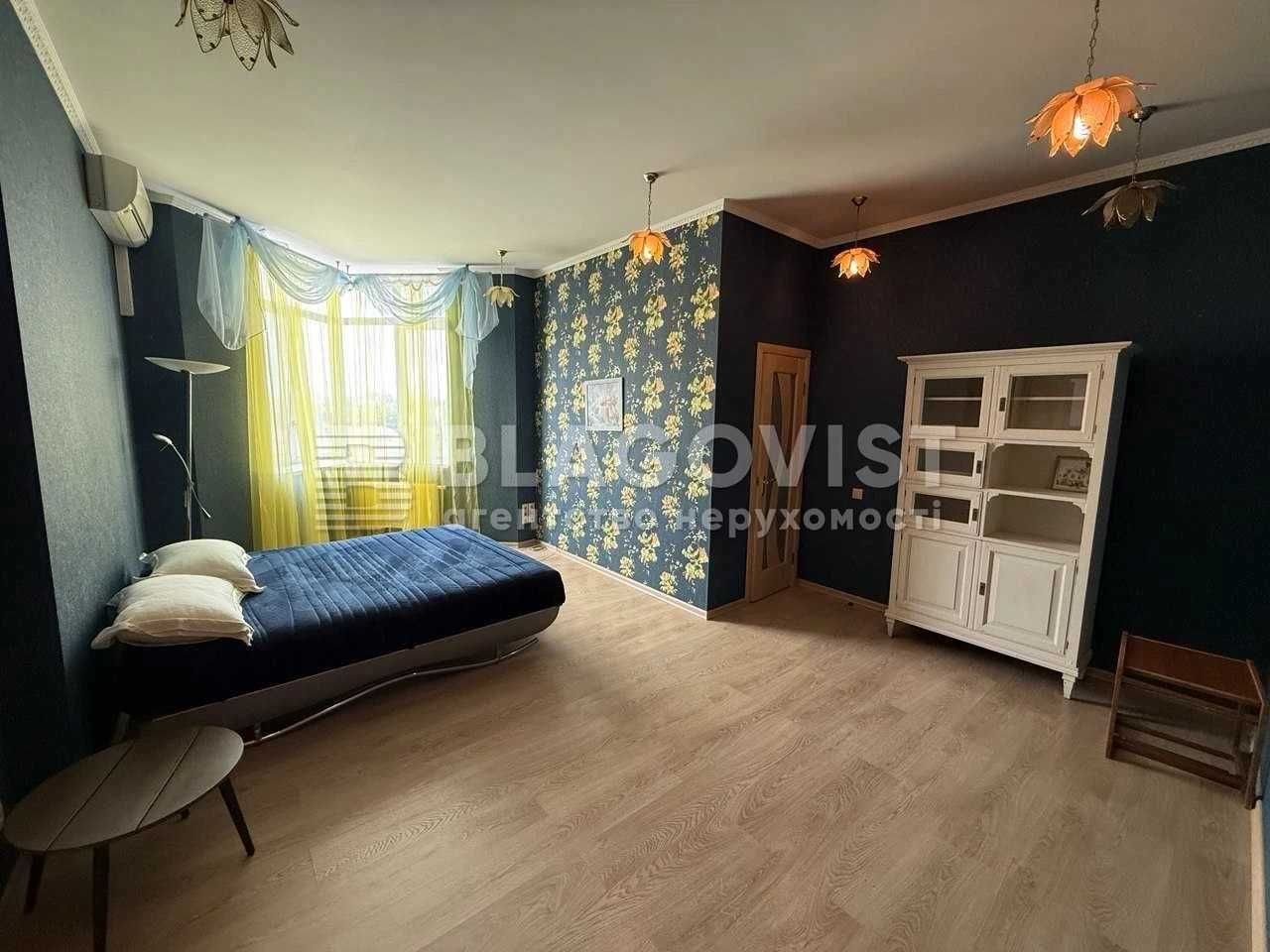 Печерськ, Коновальця 32-Г, 3 кімнатна 132 м2