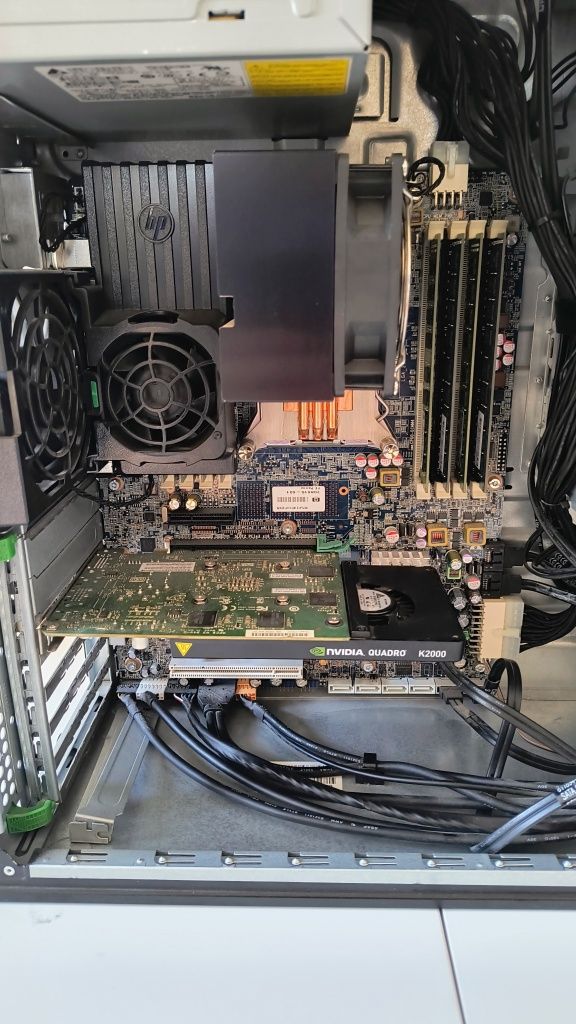 Komputer 32 GB RAM ponad 3TB pamięci
