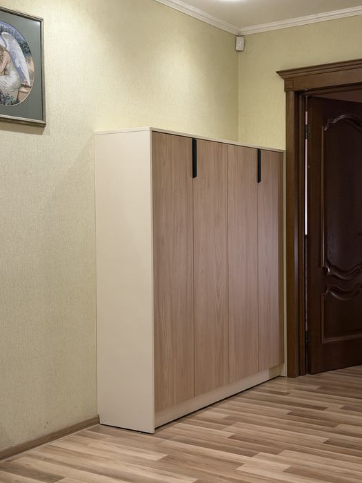 Продається шафа і комод нові