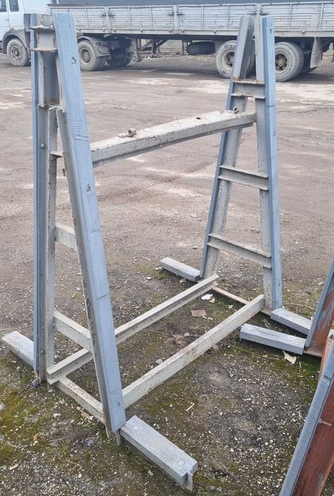 Піраміда металева для перевезення, складування слябів каменю.