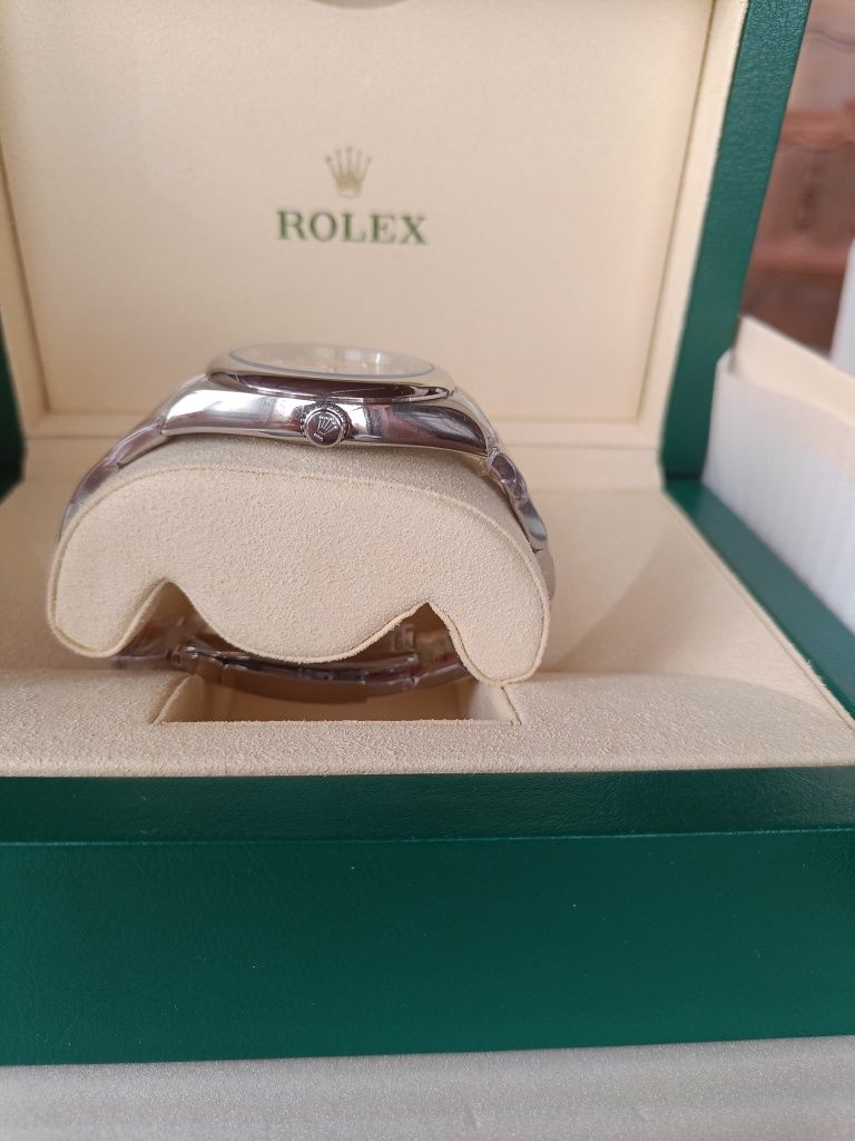 Rolex Oyster Perpetual