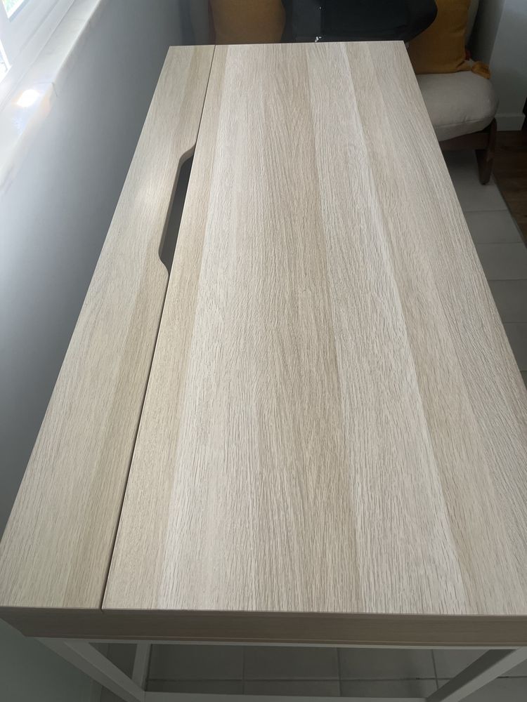 Secretaria IKEA modelo ALEX (132x58 cm)