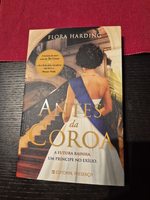Antes da Coroa - Flora Harding