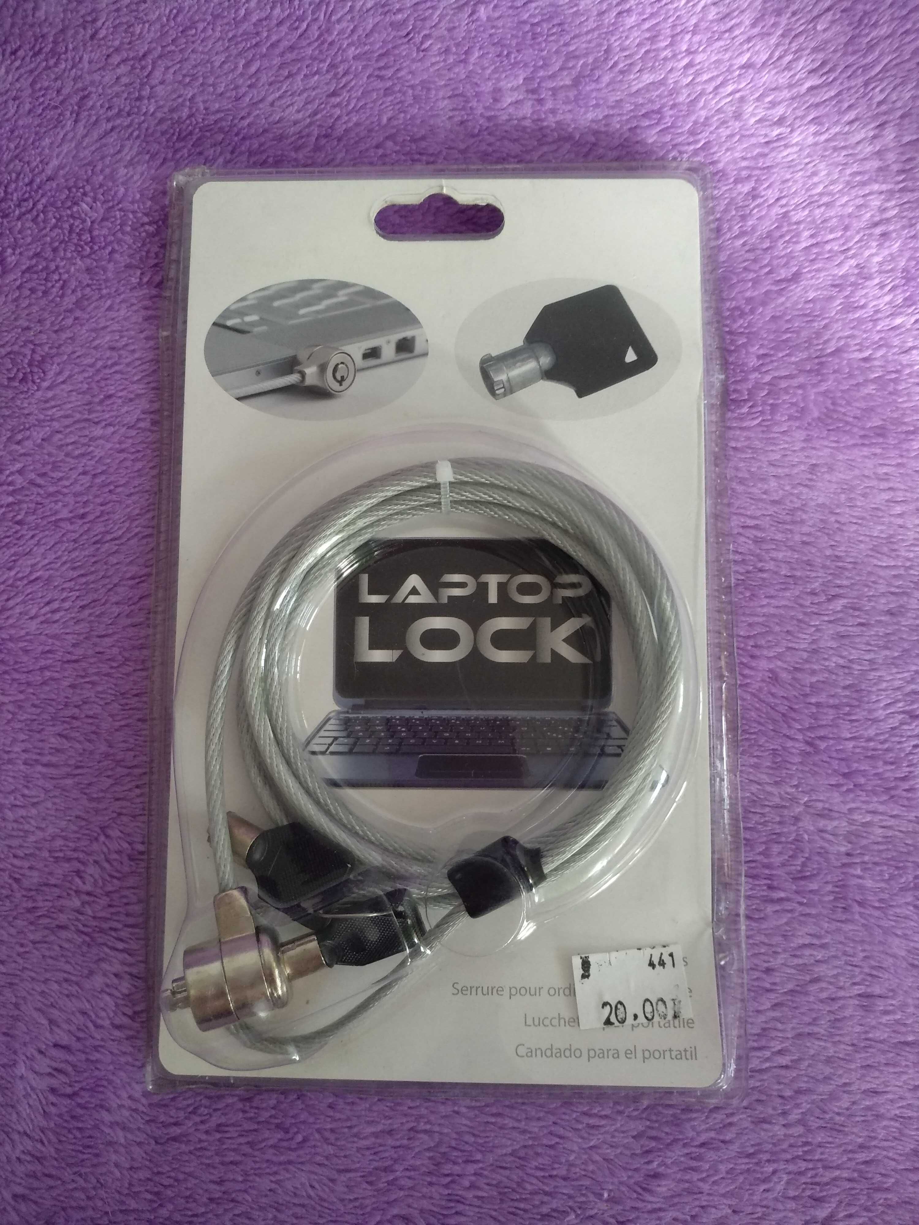 Blokada do laptopa z kluczykami